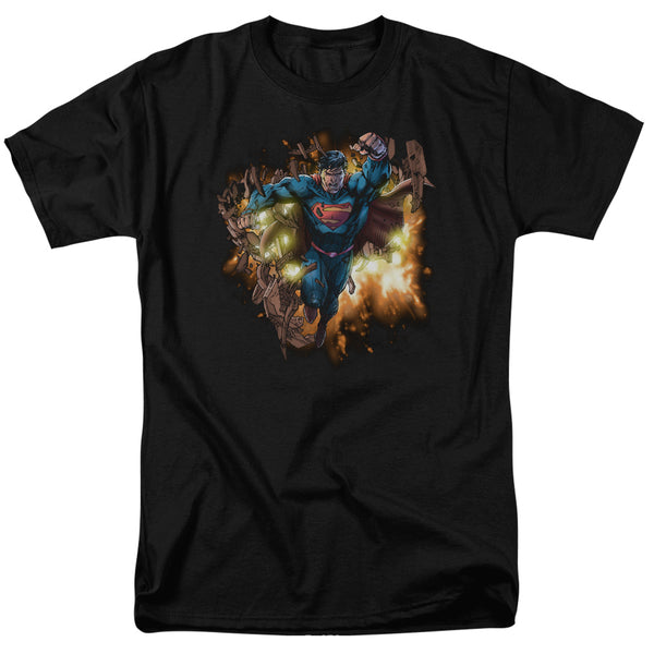 Superman - Blasting Through Short-Sleeve Shirt